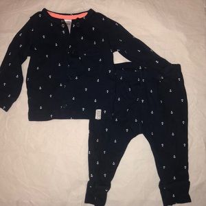 Set of anchor pants and top